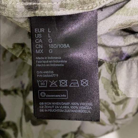 H&M men’s resort shirt - Picture 4 of 4